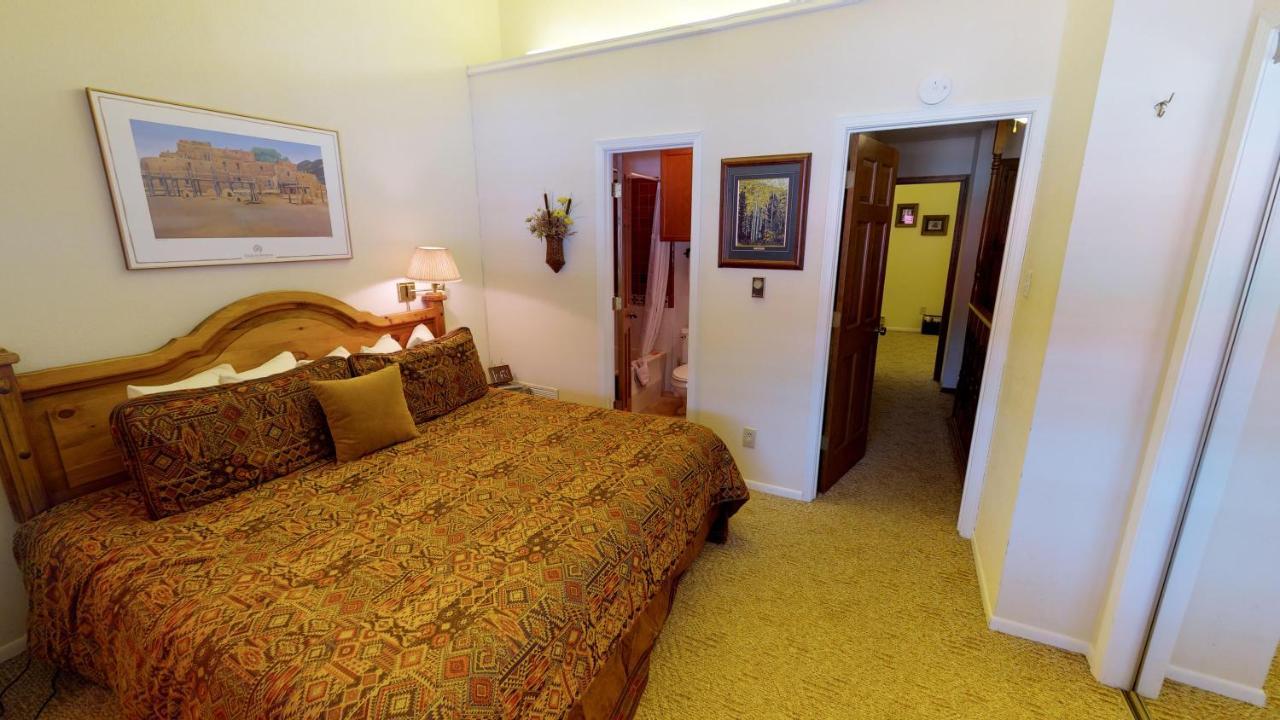 レッドリバーFlagg Mountain 7 Townhouse With High Speed Wifiアパートメント エクステリア 写真